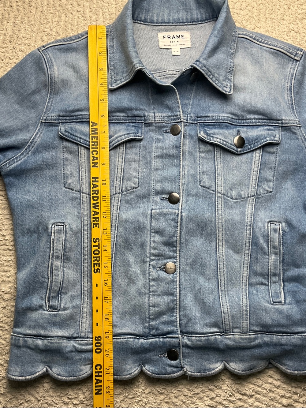 Frame Denim Women’s Willoughby Scallop Hem Light Blue Jean Jacket Size Medium - Picture 9 of 16